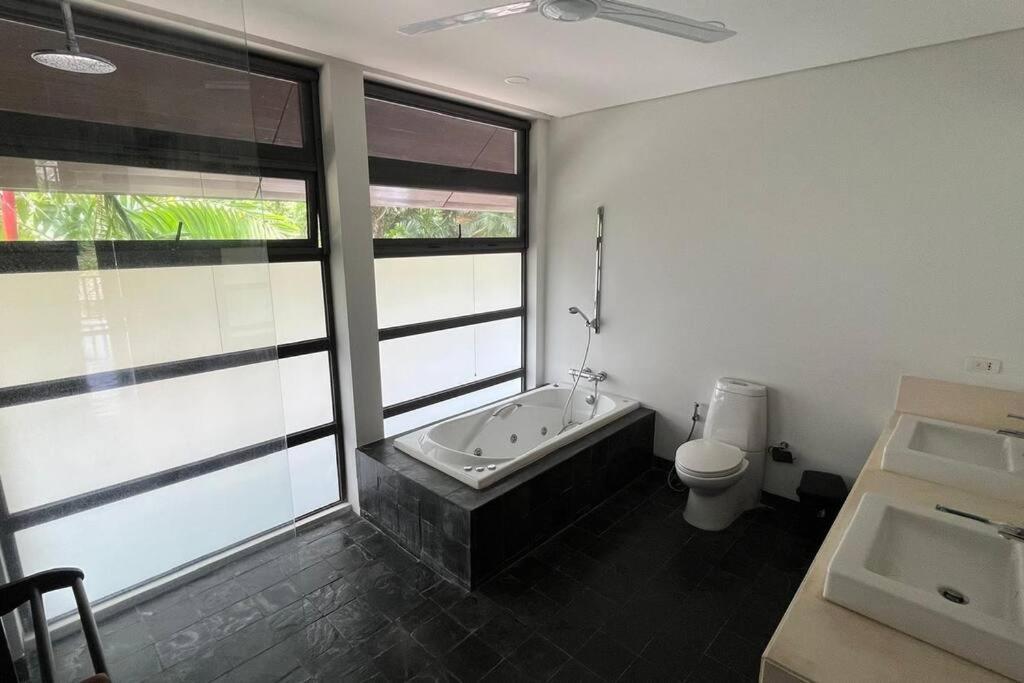 Holiday home 23 - Seaside Retreat *